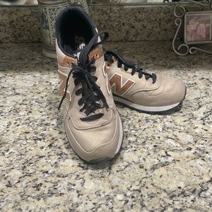 Women new balance tennis shoes